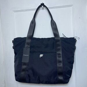 FABLETICS The Everyday Tote
Color: Black